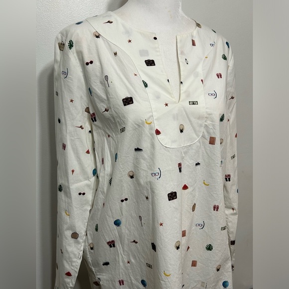 Vilagallo Travel Vacation Print Long Sleeve Popover Blouse New Without Tags - Picture 2 of 9